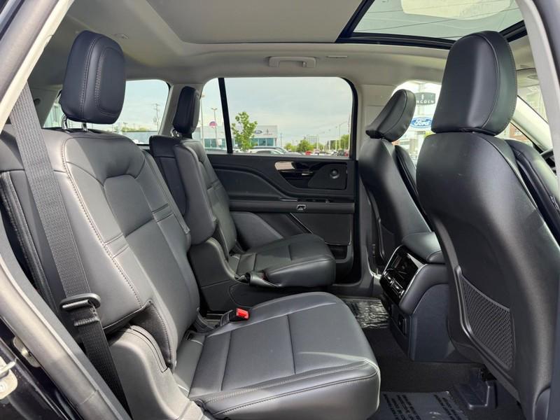 new 2025 Lincoln Aviator car, priced at $64,694