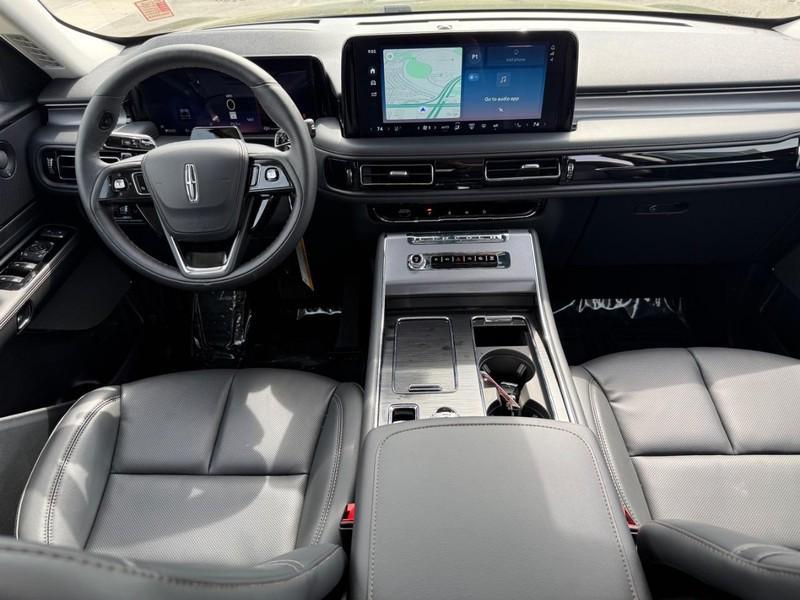 new 2025 Lincoln Aviator car, priced at $64,694