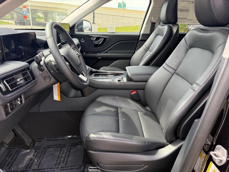 new 2025 Lincoln Aviator car, priced at $64,694
