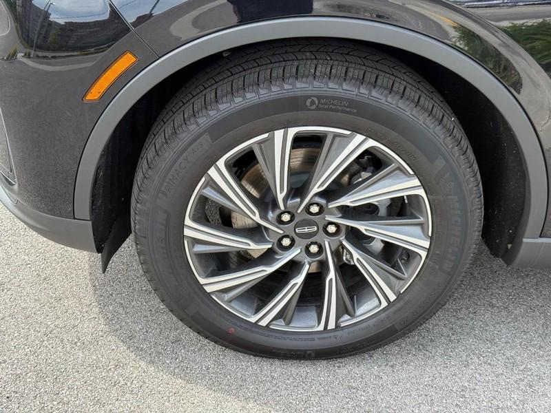 new 2025 Lincoln Aviator car, priced at $64,694