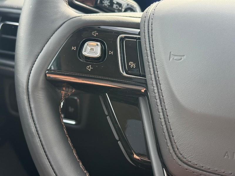 new 2025 Lincoln Aviator car, priced at $64,694