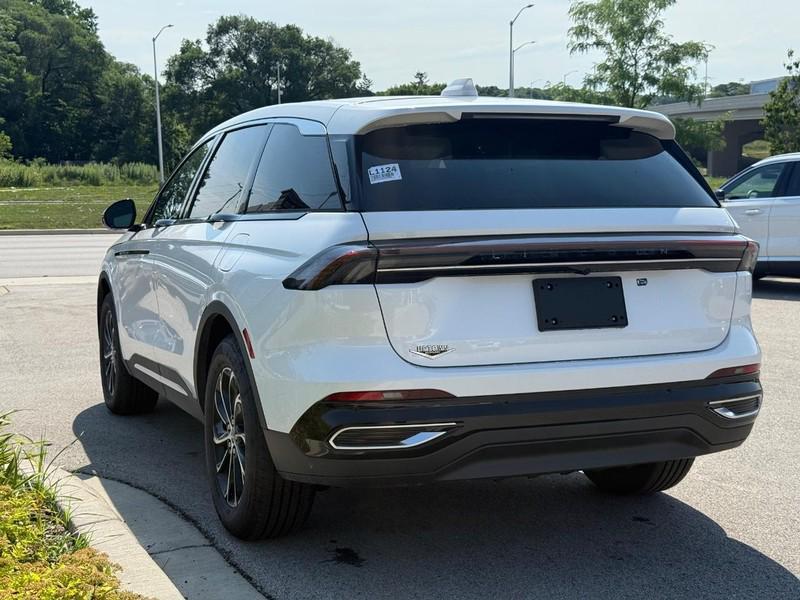 new 2025 Lincoln Nautilus car, priced at $56,659