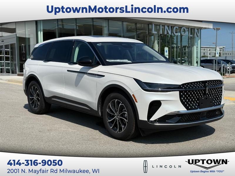 new 2025 Lincoln Nautilus car, priced at $56,659