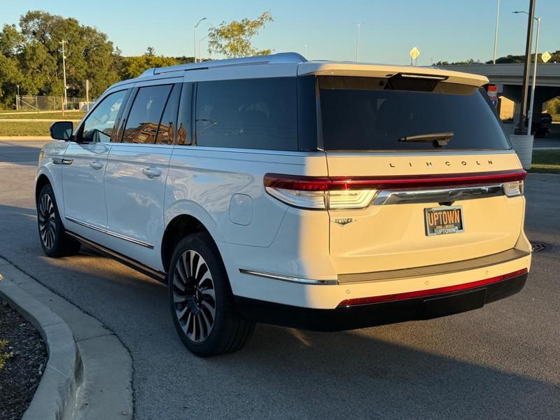 used 2023 Lincoln Navigator car, priced at $71,995