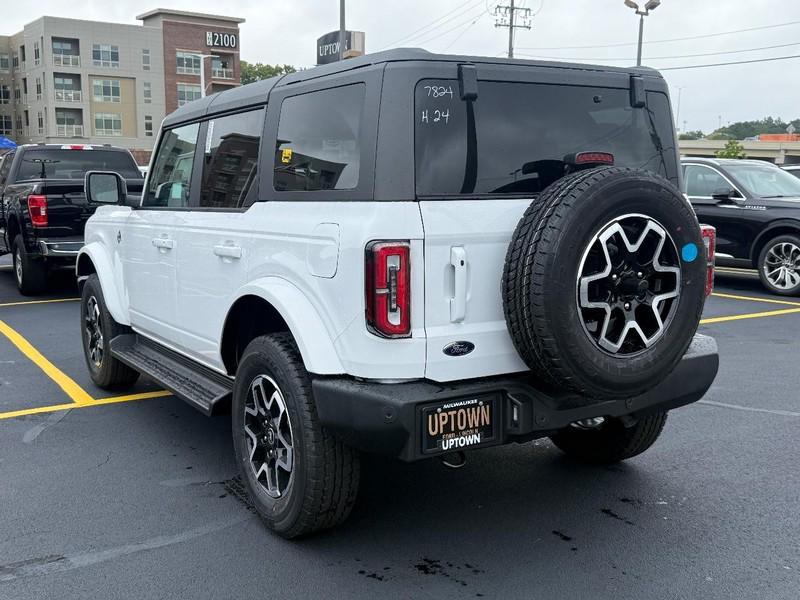 new 2025 Ford Bronco car, priced at $53,054