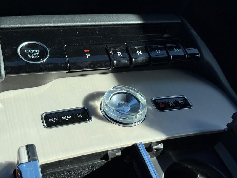 new 2025 Lincoln Navigator car, priced at $109,935