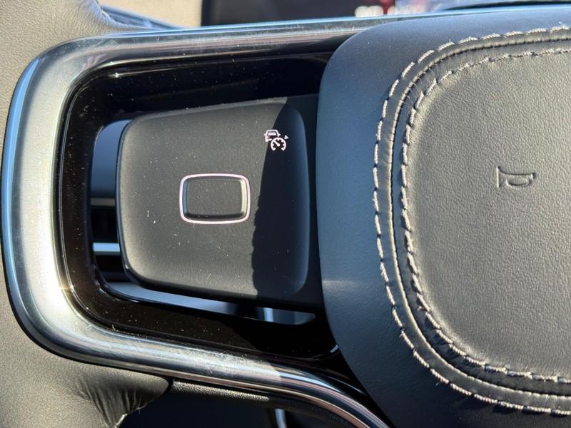 new 2025 Lincoln Navigator car, priced at $109,935