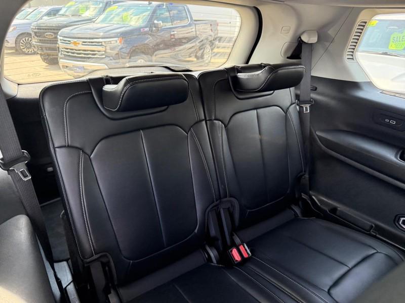 used 2021 Jeep Grand Cherokee L car, priced at $28,995