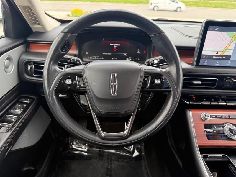 used 2023 Lincoln Aviator car, priced at $44,995