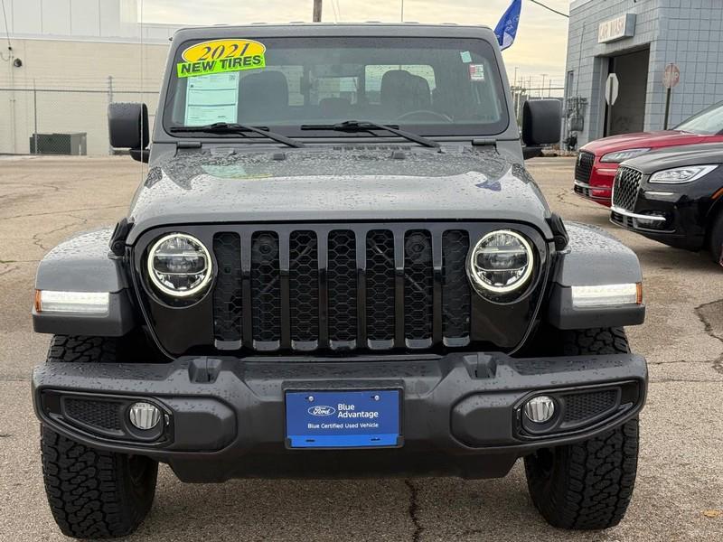 used 2021 Jeep Gladiator car, priced at $30,995