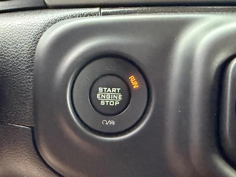 used 2021 Jeep Gladiator car, priced at $30,995