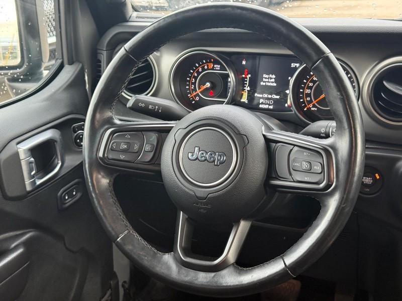used 2021 Jeep Gladiator car, priced at $30,995