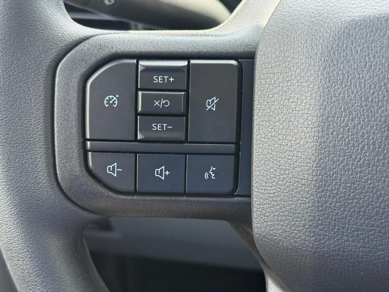 new 2025 Ford F-250 car, priced at $62,627