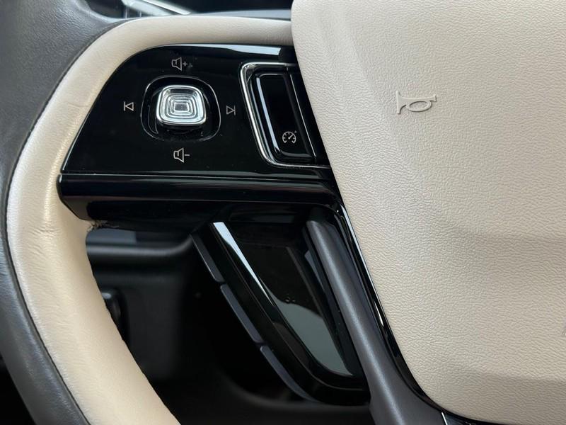 used 2022 Lincoln Corsair car, priced at $30,995