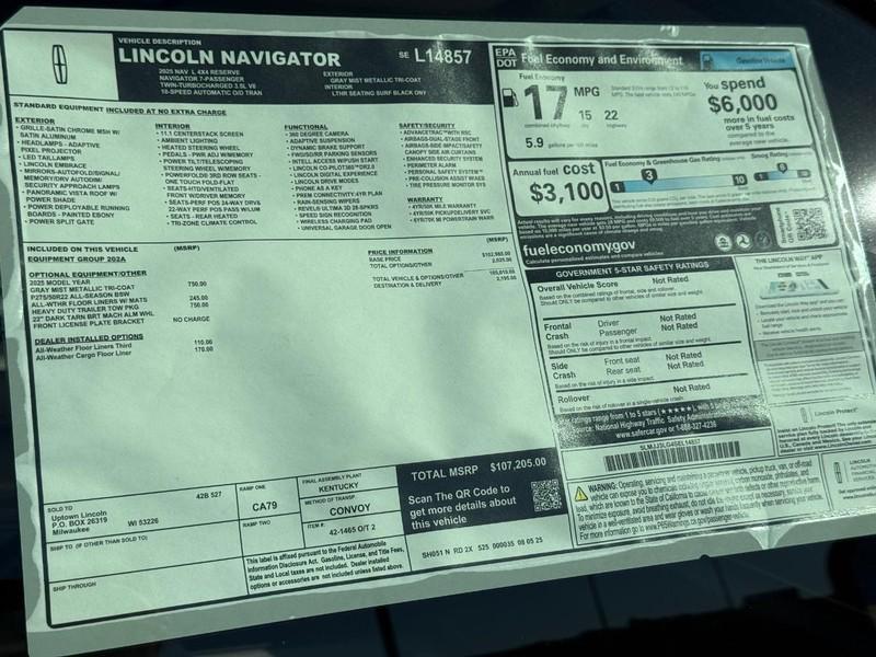 new 2025 Lincoln Navigator car, priced at $106,695