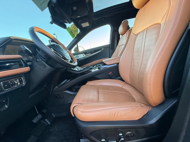 used 2023 Lincoln Nautilus car, priced at $50,995