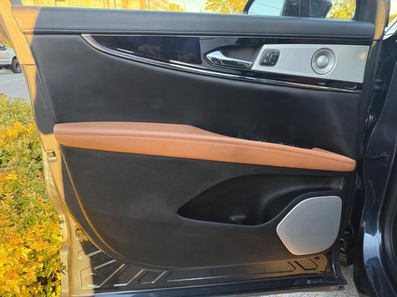 used 2023 Lincoln Nautilus car, priced at $50,995
