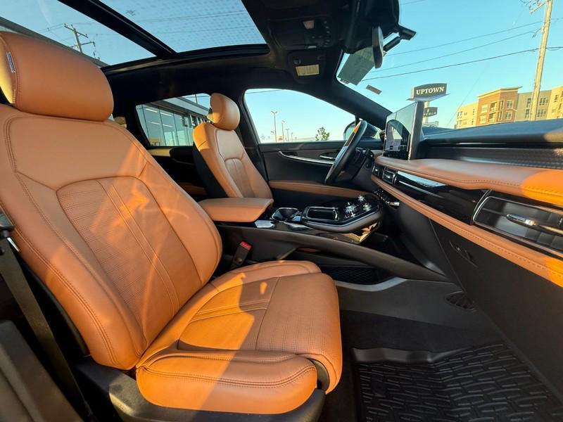 used 2023 Lincoln Nautilus car, priced at $50,995