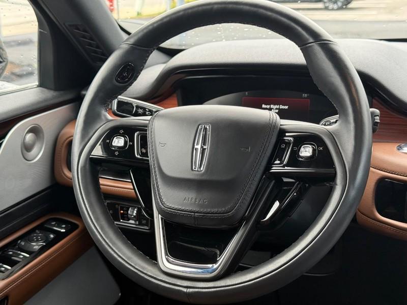 used 2023 Lincoln Aviator car, priced at $45,995