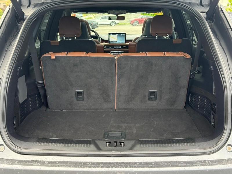 used 2023 Lincoln Aviator car, priced at $45,995