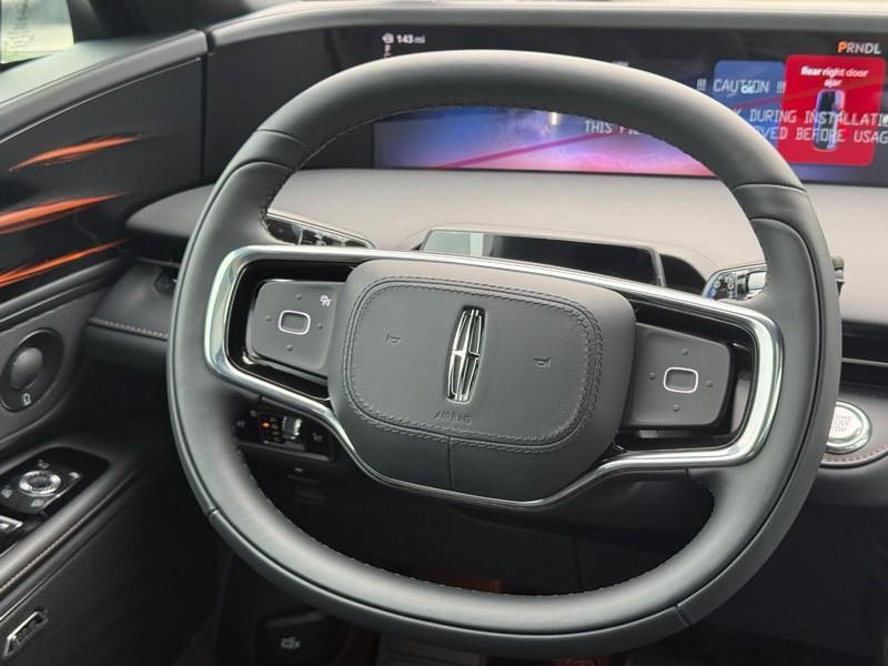 new 2025 Lincoln Nautilus car, priced at $68,664