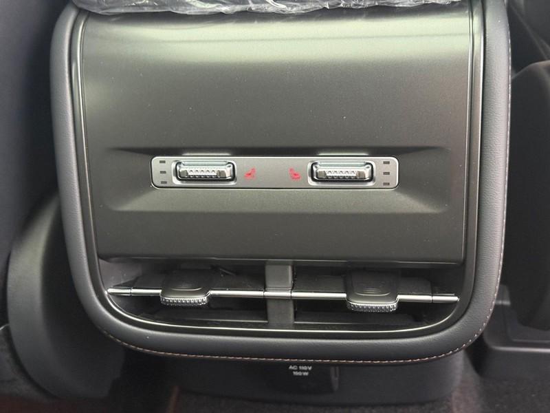 new 2025 Lincoln Nautilus car, priced at $68,664