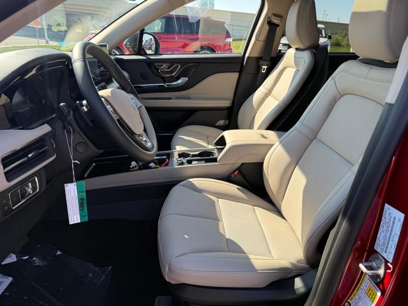 new 2025 Lincoln Corsair car, priced at $60,960