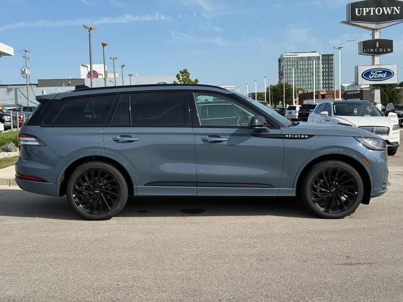 new 2025 Lincoln Aviator car, priced at $76,474