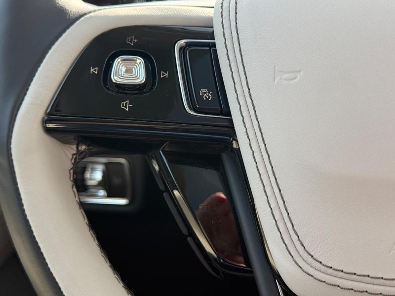 new 2025 Lincoln Aviator car, priced at $76,474