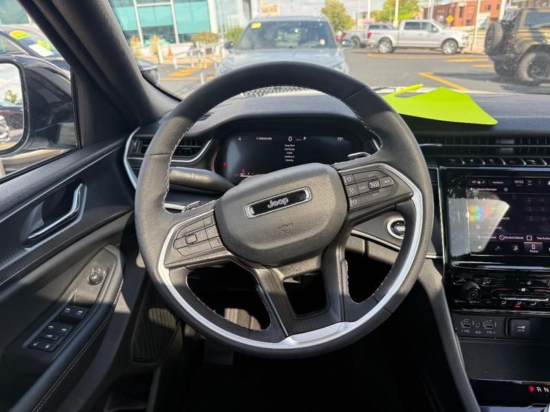 used 2025 Jeep Grand Cherokee L car, priced at $38,995