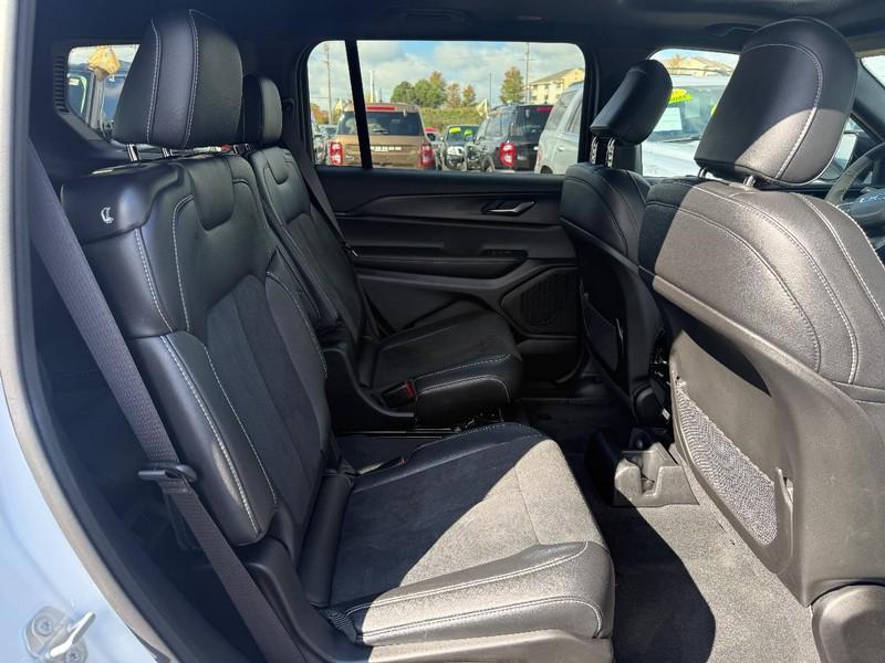 used 2025 Jeep Grand Cherokee L car, priced at $38,995