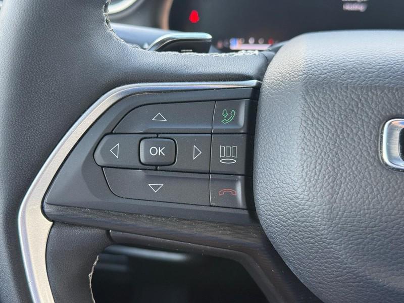 used 2025 Jeep Grand Cherokee L car, priced at $38,995