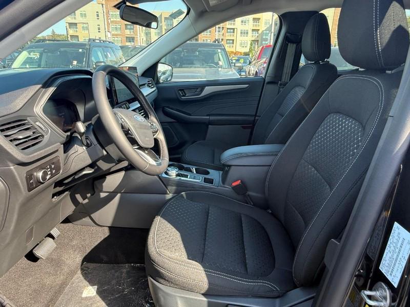 new 2025 Ford Escape car, priced at $33,723