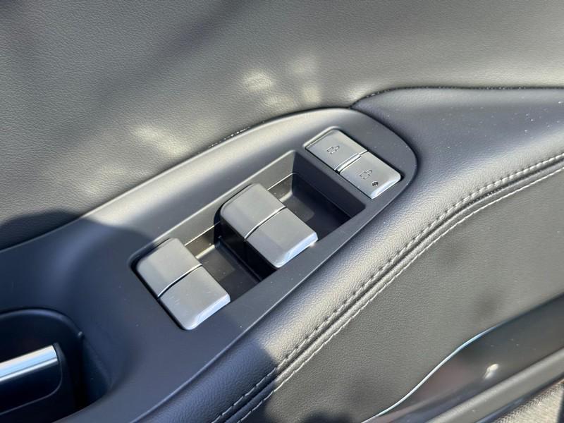 new 2025 Lincoln Navigator car, priced at $108,830