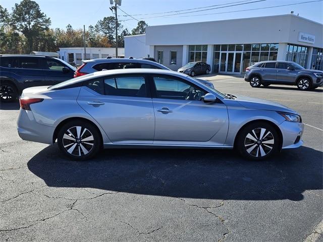 used 2021 Nissan Altima car, priced at $19,224