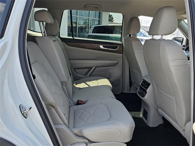 new 2026 Volkswagen Atlas car