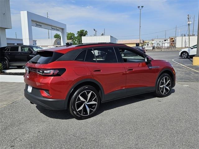 new 2025 Volkswagen ID.4 car, priced at $57,121