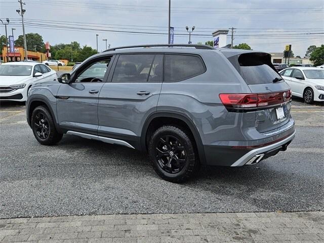 new 2024 Volkswagen Atlas car, priced at $51,251