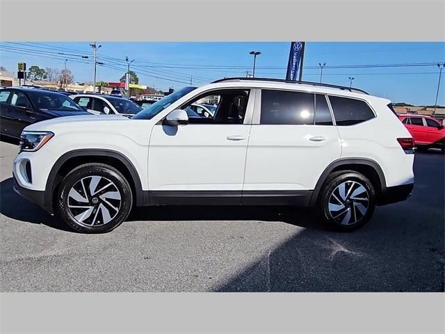 new 2025 Volkswagen Atlas car, priced at $43,421