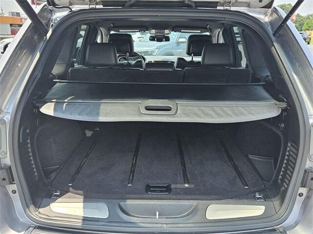 used 2015 Jeep Grand Cherokee car, priced at $13,693