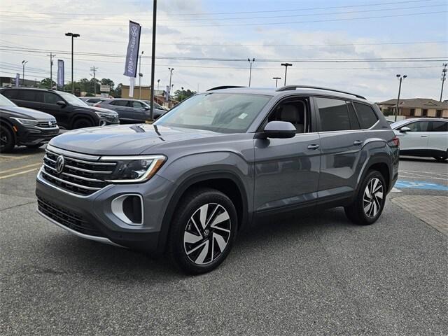 new 2025 Volkswagen Atlas car, priced at $45,081