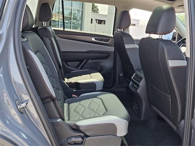 used 2025 Volkswagen Atlas car, priced at $44,375