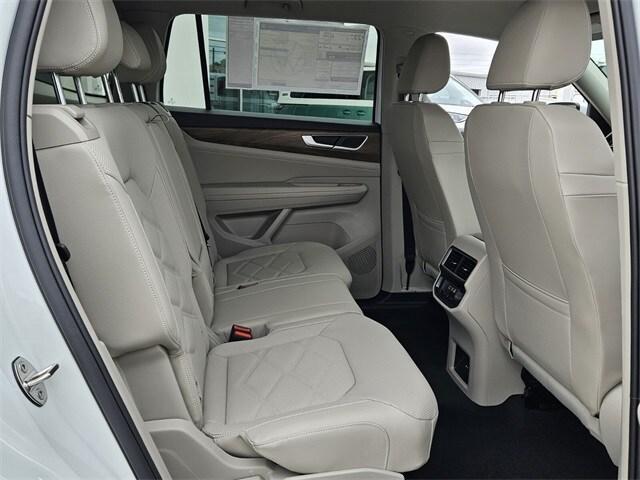 new 2026 Volkswagen Atlas car, priced at $39,357