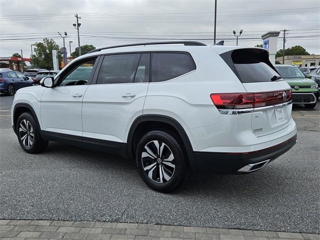 new 2026 Volkswagen Atlas car, priced at $39,357