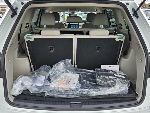 new 2026 Volkswagen Atlas car, priced at $39,357