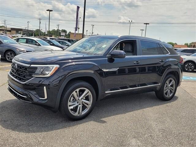 new 2024 Volkswagen Atlas Cross Sport car, priced at $49,450