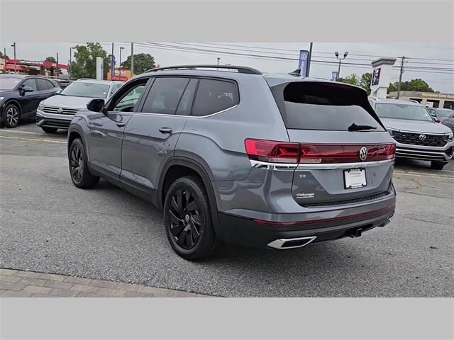 new 2024 Volkswagen Atlas car, priced at $43,096