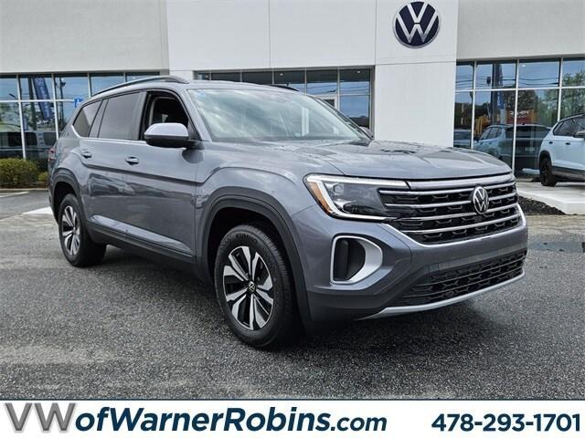new 2025 Volkswagen Atlas car, priced at $40,662