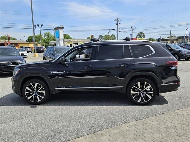 new 2025 Volkswagen Atlas car, priced at $55,162