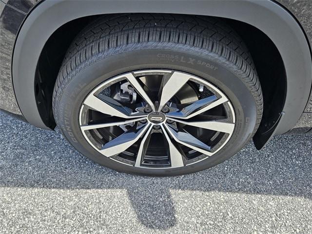 new 2025 Volkswagen Atlas car, priced at $55,162